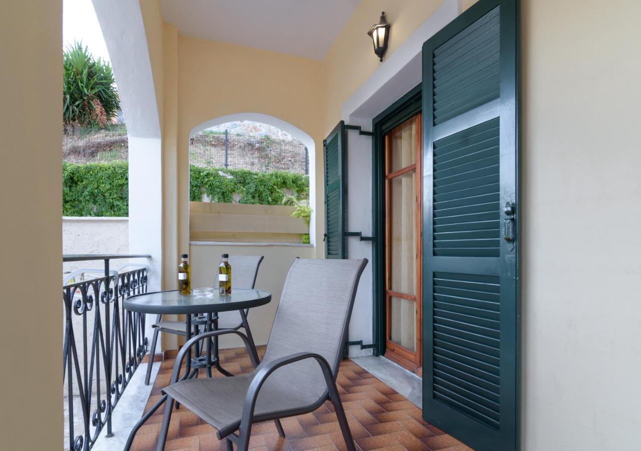 Balis Apartments Paleokastritsa Exterior photo